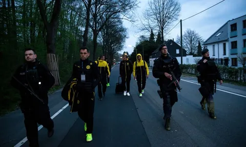 NÓNG: IS có liên quan đến khủng bố ở Dortmund
