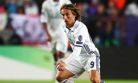 NÓNG: James ra đi, số 10 ở Real Madrid có chủ nhân mới