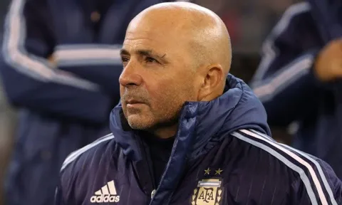 NÓNG: LĐBĐ Argentina "trảm" Sampaoli