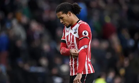 NÓNG: Liverpool le lói hy vọng mua Virgil Van Dijk
