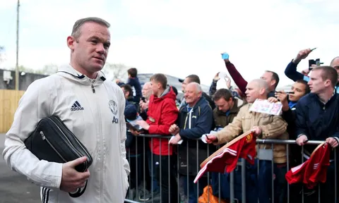 NÓNG: Sau 1 tháng, Mourinho sử dụng lại Rooney