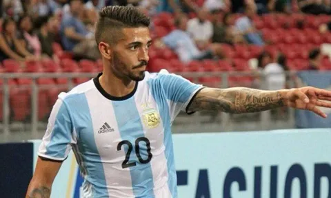NÓNG: Tiền vệ quan trọng của Argentina chia tay World Cup vì chấn thương