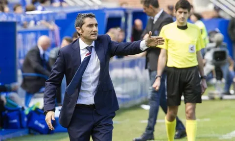 Nóng: Valverde đã bắt đầu chuyển đến Barcelona