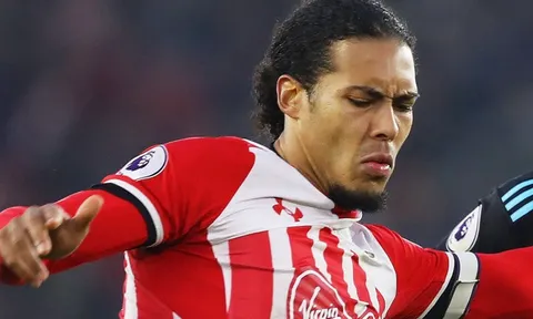 NÓNG: Van Dijk CHÍNH THỨC đệ đơn ra đi, điểm đến Liverpool?