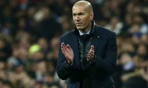 NÓNG: Zinedine Zidane kí hợp đồng với Juventus