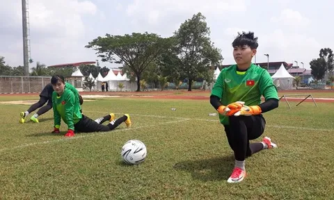 May mắn hơn đội nam, tuyển nữ Việt Nam được tập sân ‘xịn’