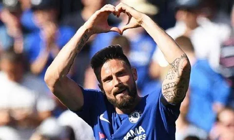 Oliver Giroud tiết lộ thần tượng thời thơ ấu