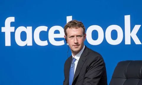 Ông chủ Facebook chuẩn bị thâu tóm Tottenham?