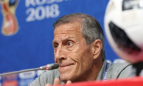 HLV Tabarez: 'Cần cả đội Uruguay mới có thể ngăn Ronaldo tỏa sáng'