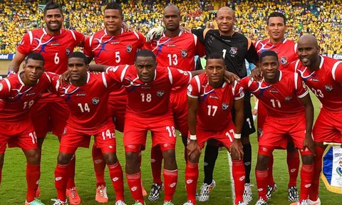 35 tuyển thủ Panama chuẩn bị World Cup 2018