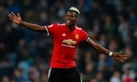 Paul Pogba lại úp mở về tương lai