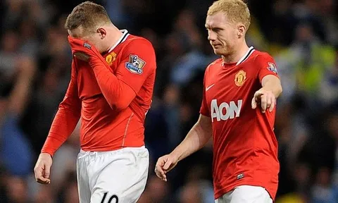 Paul Scholes thể hiện ra sao trong ngày tri ân Carrick?