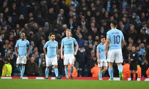 Pep Guardiola – Man City: đừng bỏ công đốn củi rồi đốt đi vài ngày
