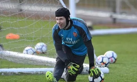 Petr Cech: “Arsenal vốn dĩ không tệ hơn Man City…”
