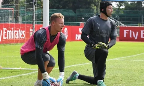 Petr Cech gửi thông điệp "thách thức" tân binh Arsenal