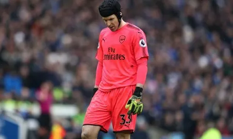 Petr Cech kêu gọi Arsenal chiến đấu cho... top 5 Ngoại hạng Anh