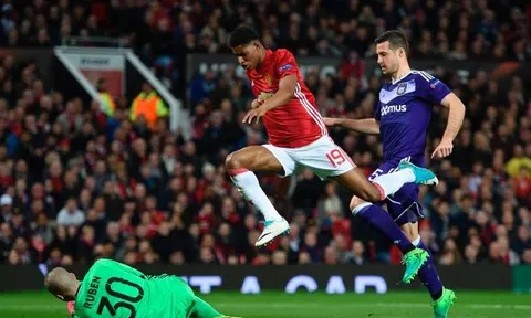 Pha bỏ lỡ khó tin của Marcus Rashford trước Anderlecht