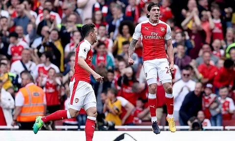 Pha mở tỉ số của Bellerin (Arsenal 1-0 Everton)