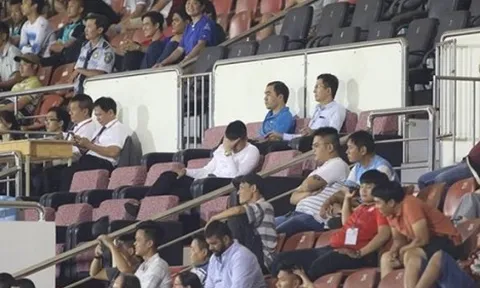 Phiêu lưu với thầy cũ, Công Vinh cố kiên nhẫn?
