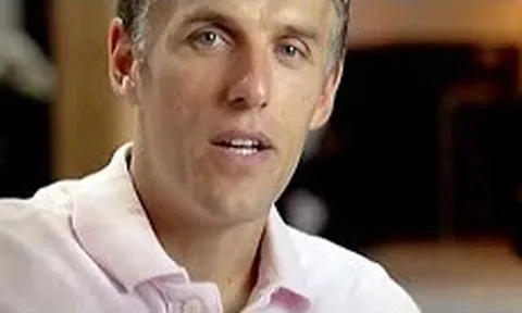 Phil Neville, ngôi sao từng rời bỏ Man Utd để chuyển sang Everton