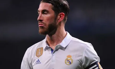 Pique 'chọc ngoáy' Real, Ramos đáp trả: "Hãy nhìn lại trận PSG"