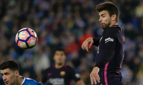 Pique lại gây chiến với CĐV Espanyol và Real Madrid