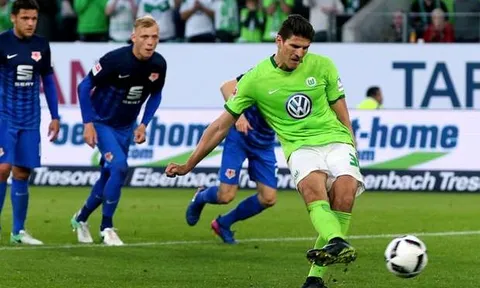 Play-off Bundesliga 2017/18 (lượt về) Eintracht Braunschweig vs Wolfsburg: Cẩn thận có biến