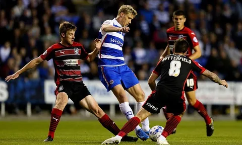 Play-off thăng hạng Ngoại hạng Anh 2017/18 Huddersfield - Reading: Chiếc vé đến hành tinh khác