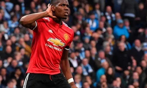 "Pogba là thiên tài, là người ngoài hành tinh"