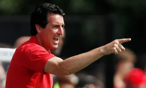 Unai Emery 'thiết quân luật' sau chiến thắng 8-0 trước Boreham Wood