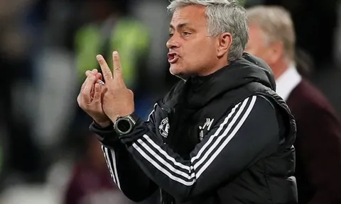 Mourinho hé lộ đội hình ra sân Man Utd ngày hạ màn Premier League