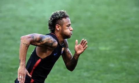 PSG mua Neymar: Nửa tỷ USD đổi lấy sự tôn trọng