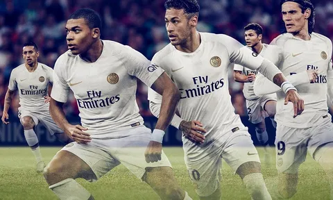 PSG tung áo đấu mới cực chất ra mắt 'KM7' Mbappe