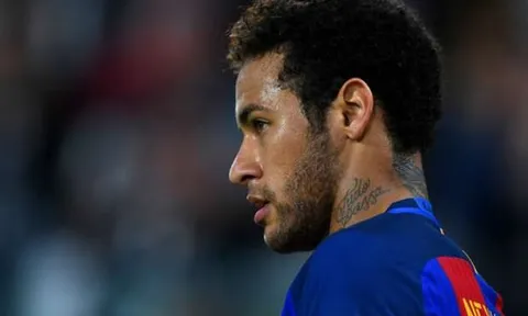 Puyol "nổi đoá", chờ lời giải thích từ Neymar