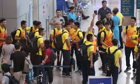 Điểm tin bóng đá Việt Nam sáng 11/08: U23 Việt Nam lên đường chinh phục ASIAD 2018