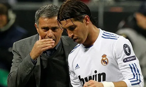 Mourinho mỉa mai học trò cũ Sergio Ramos