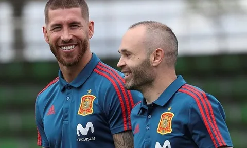 Sergio Ramos: 'Chắc mồ hôi của tôi cũng khiến Firmino cảm lạnh'
