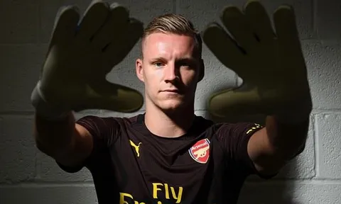 Rạng rỡ cầm áo đấu Arsenal, Bernd Leno khiến Cech lo sốt vó