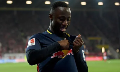 RB Leipzig báo tin buồn cho Liverpool
