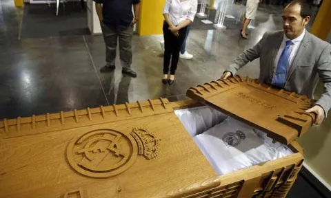 Nơi yên nghỉ mang hình sân vận động Real Madrid