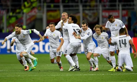 Real Madrid - Ông Vua lội ngược dòng