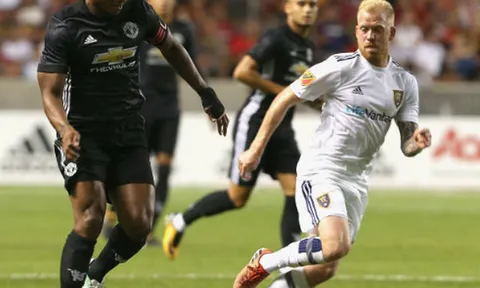 Real Salt Lake 1-2 Man United: Ngày đáng quên cho Valencia