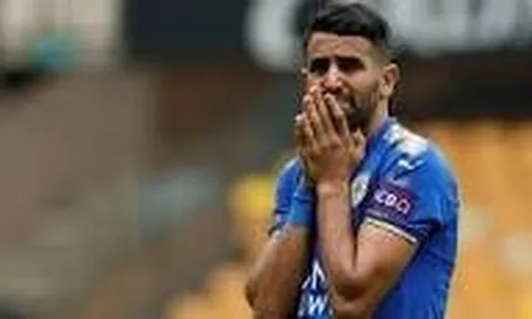 Riyad Mahrez có phải là người mà Barcelona cần lúc này?