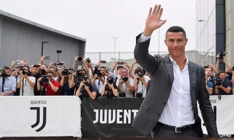 Bán Ronaldo, Real Madrid hốt hoảng nhìn lại thì đã muộn