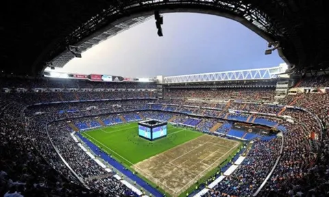 Real mở cửa sân Bernabeu phục vụ CĐV ở Champions League