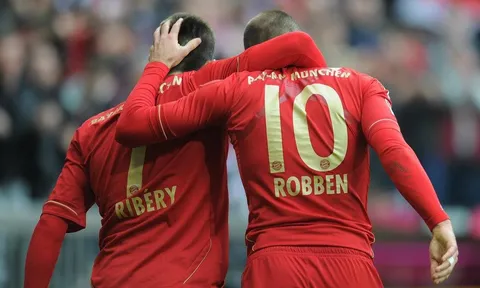 Robbery đã hết thời, Bayern Munich cần đôi cánh mới