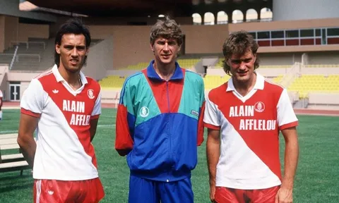 Rời Arsenal, Wenger sẽ không dừng lại