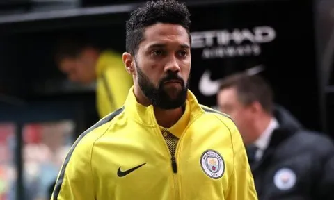 Rời Man City, Gael Clichy lập tức có bến đỗ mới