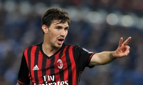 Sau MU, đến lượt Chelsea nhận "cái tát" 40 triệu euro từ Milan