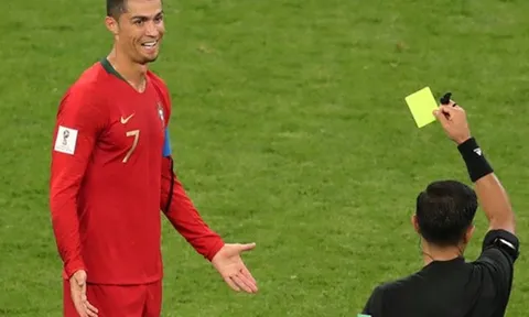 Đá, kéo và cắn! Nghệ thuật "hắc ám" của Uruguay có thế tống cổ Ronaldo